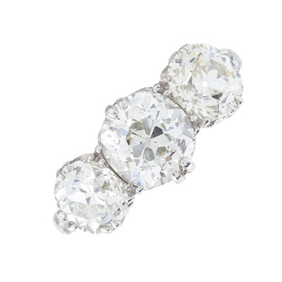 Lot 31 - An early 20th century platinum old-cut diamond...