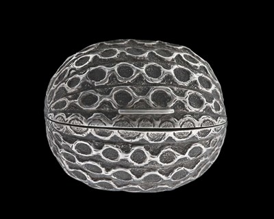 Lot 76 - A Victorian silver novelty naturalistic nutmeg...
