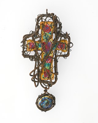 Lot 59 - Michael Becker (attrib.), a wirework cross pendant