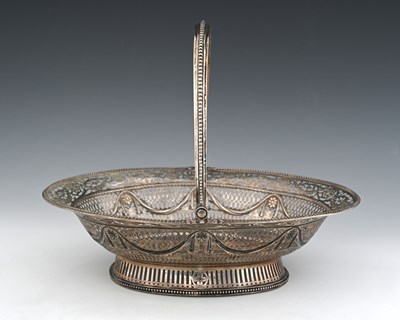 Lot 205 - A George III silver neoclassical cake or bread...