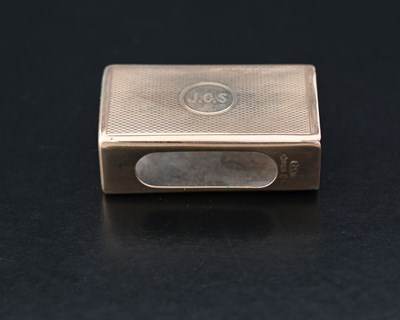 Lot 18 - A George V nine-carat gold matchbook holder,...