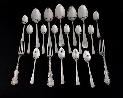 Lot 84 - A pair of silver Old English pattern...