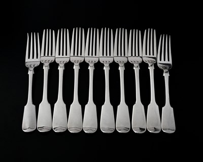 Lot 430 - A set of eight William IV silver fiddle...