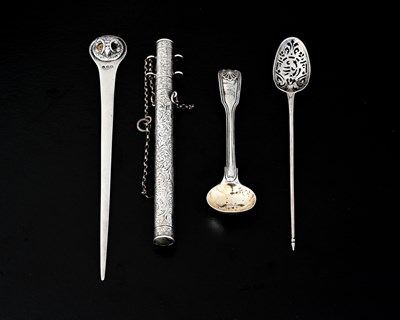 Lot 397 - An eighteenth-century silver mote spoon, the...