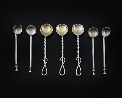 Lot 2 - A set of four George V silver salt...