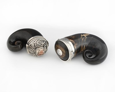Lot 106 - A George III snuff horn, mounted in unmarked...
