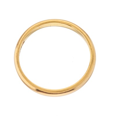 Lot 95 - An Art Deco 22ct gold wedding band ring, maker'...