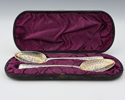 Lot 238 - A cased pair of George III silver 'Berry'...