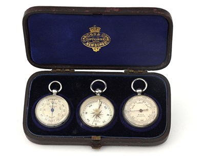 Lot 252 - A cased set of three instruments, comprising...