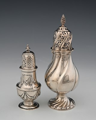 Lot 424 - A Victorian silver caster, of baluster form,...