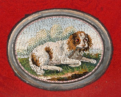 Lot 24 - An Italian micromosaic and hardstone snuff box,...
