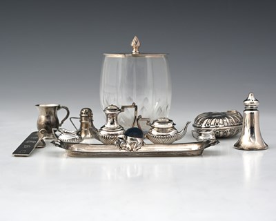 Lot 291 - An Elizabeth II silver miniature novelty tea...