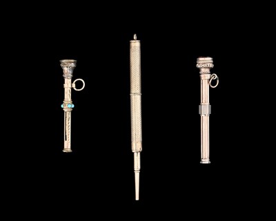 Lot 22 - Three yellow metal propelling pencils, to...