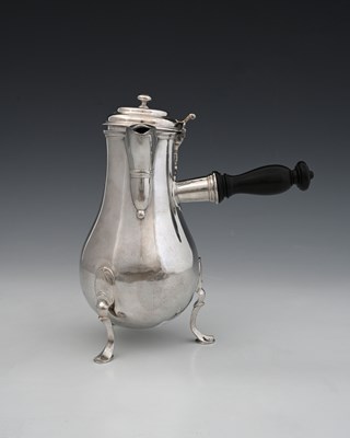 Lot 420 - A Louis XVI silver coffee pot, Avignon, circa...