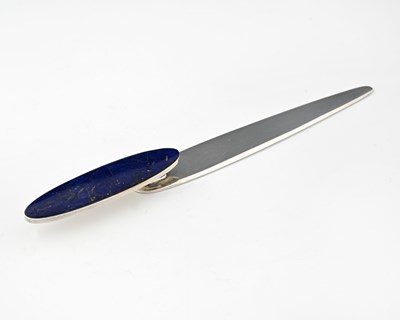 Lot 496 - A George V silver and lapis lazuli Art Deco...