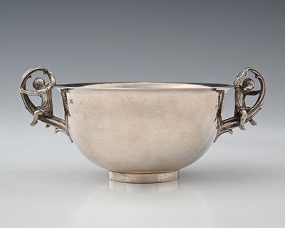 Lot 482 - Leslie Durbin, a silver bowl, London 1980,...