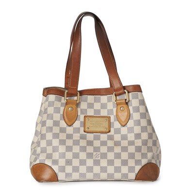 Lot 392 - Louis Vuitton, a damier azur Hampstead PM handbag.