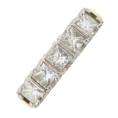 Lot 48 - An 18ct gold diamond five-stone ring