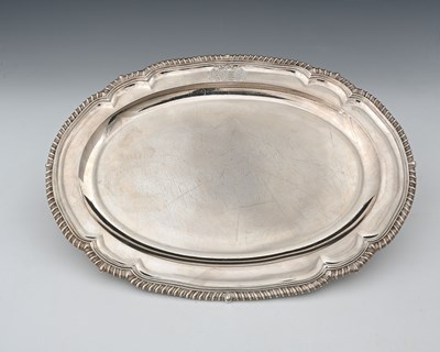 Lot 430 - A George III silver gadroon-edged meat dish,...