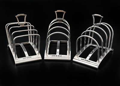 Lot 653 - Hukin and Heath, a pair of silver Art Deco...