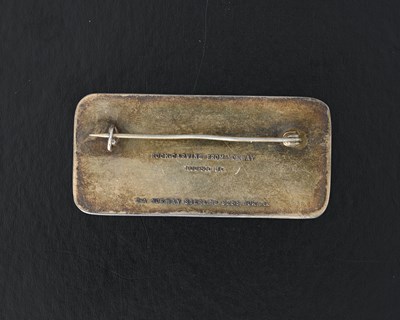 Lot 54 - David Andersen, a Norwegian silver and enamel brooch