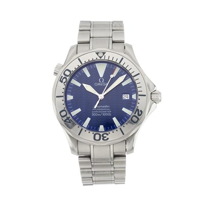 Lot 250 - Omega, a stainless steel Seamaster Diver 300M "Electric Blue" bracelet watch