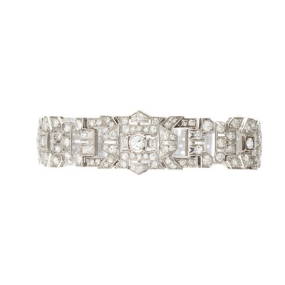 Lot 87 - An Art Deco 18ct gold diamond openwork bracelet