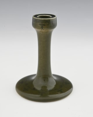Lot 594 - Ruskin Pottery, a Vine painted Souffle glazed...