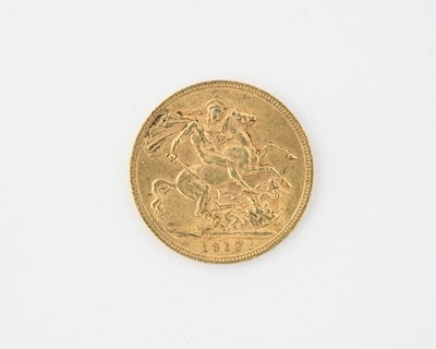 Lot 66 - George V, a gold full sovereign, 1912, 8g