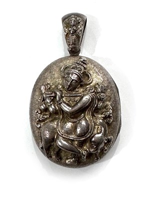 Lot 11 - A late 19th to early 20th century silver locket pendant