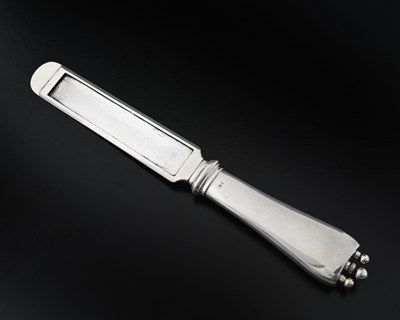 Lot 264 - An Edwardian silver combination page turner,...