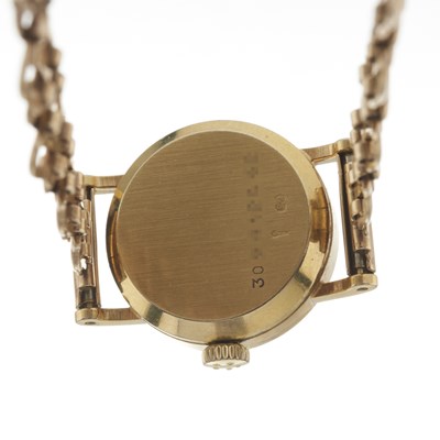 Lot 153 - Eterna, a 9ct gold bracelet watch