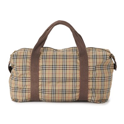 Lot 207 - Burberry, a lightweight Nova Check holdall.