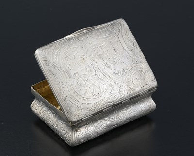 Lot 61 - An eighteenth-century silver snuff box, the...
