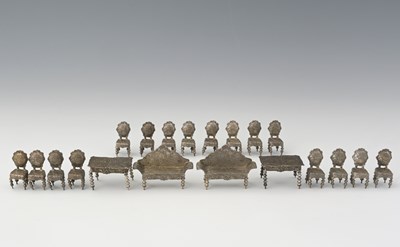 Lot 128 - A suite of twentieth-century Continental...