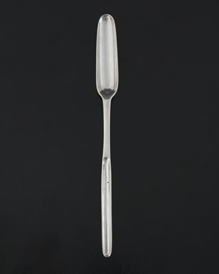 Lot 357 - An early George II silver marrow scoop, of...