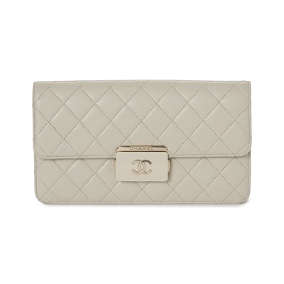Lot 342 - Chanel, a Beauty Lock clutch bag.