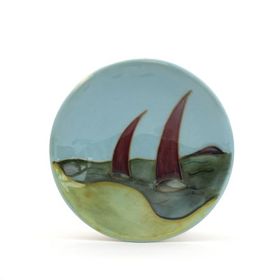 Lot 38 - 'Flambe Caribbean' a Moorcroft Pottery vase...