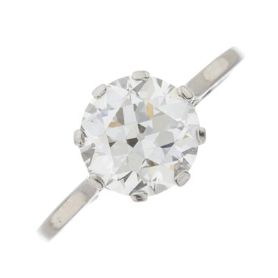 Lot 131 - An Art Deco diamond single-stone ring