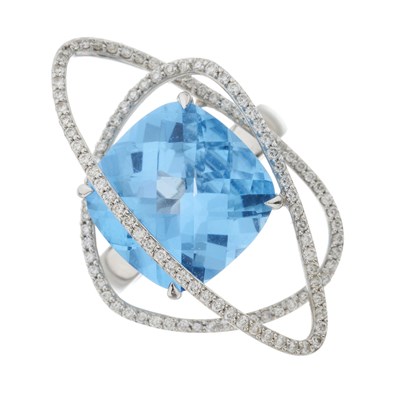Lot 115 - An 18ct gold blue topaz and diamond cocktail ring