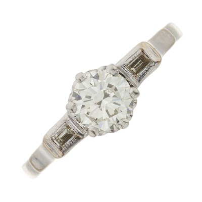Lot 75 - An 18ct gold and platinum diamond single-stone ring