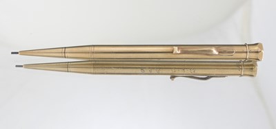 Lot 87 - Edward Baker, a 9 carat gold Perm Point...