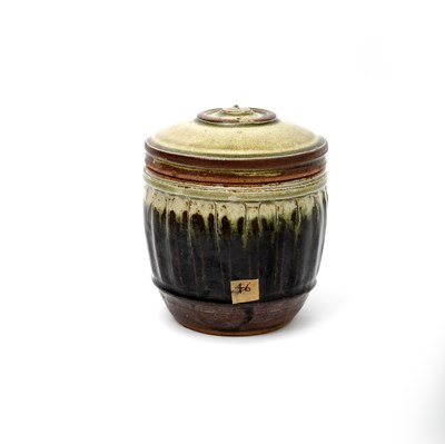 Lot 386 - Richard Batterham (1936-2021) Caddy and cover...