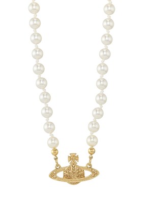 Lot 508 - Vivienne Westwood, an imitation pearl necklace.