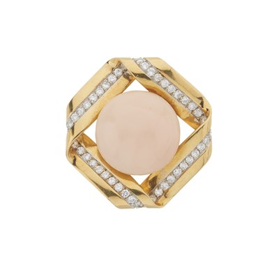 Lot 73 - An 18ct gold pink coral and diamond brooch