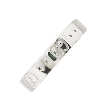 Lot 137 - Gucci, an 18ct white gold Icon band ring