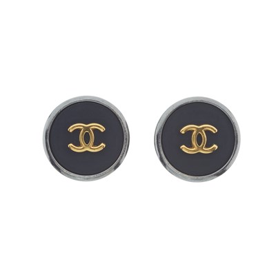 Lot 276 - Chanel, a pair of vintage clip-on earrings.
