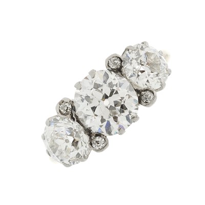 Lot 16 - An early 20th century old-cut diamond...