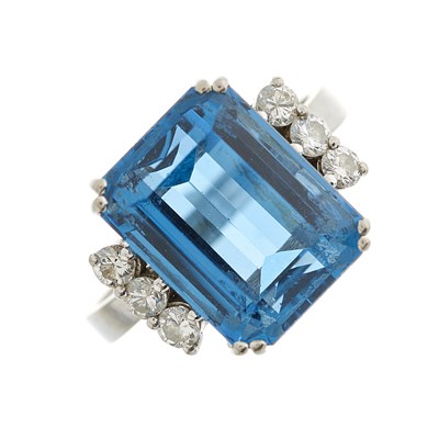 Lot 24 - An 18ct gold blue topaz single-stone dress...