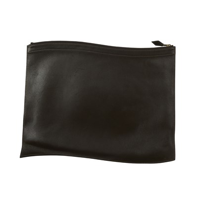 Lot 394 - Hermes, a 1996 large leather clutch/document case.